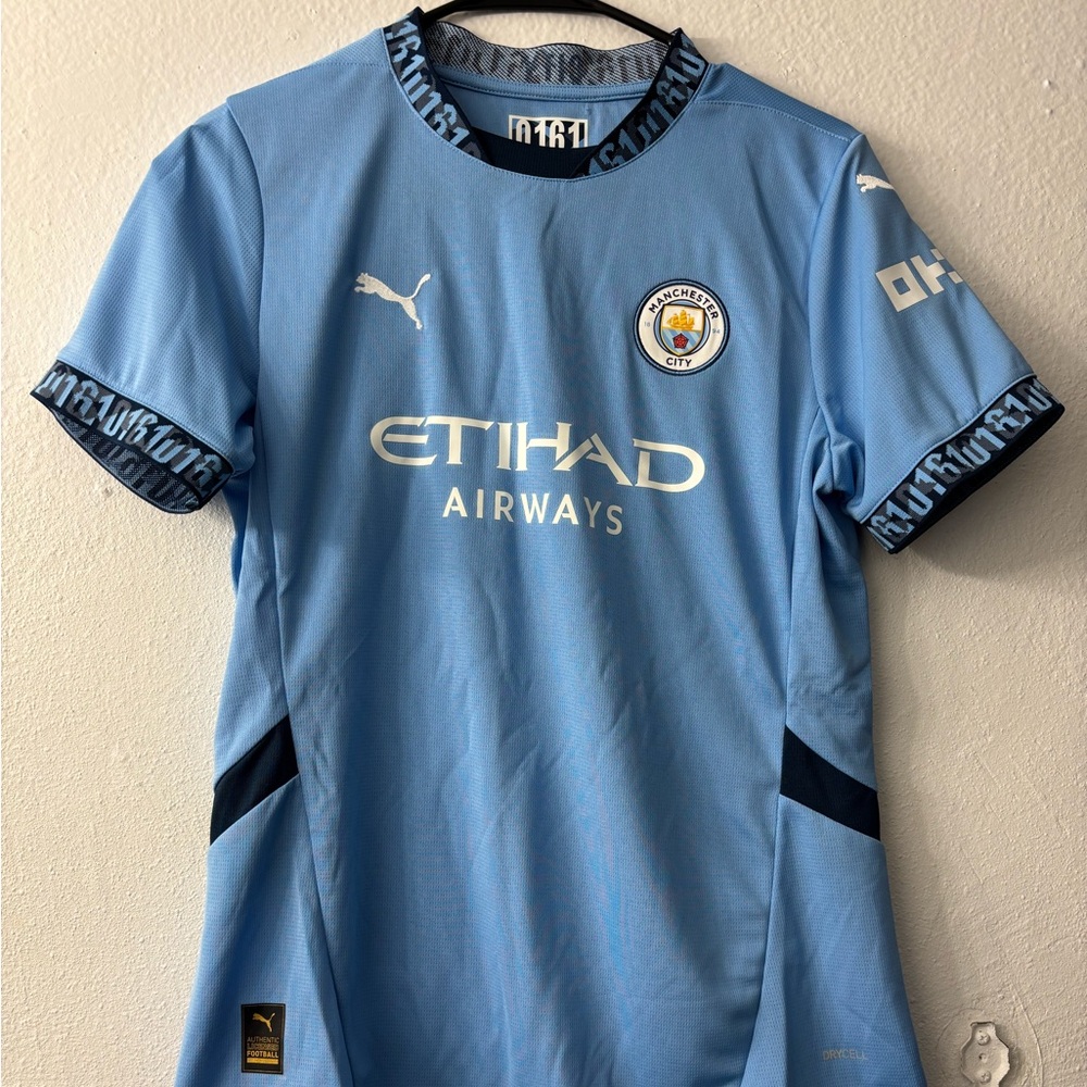 Puma Manchester City 2024/2025 Home Jersey Women’s Size Medium
